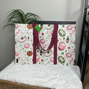 Kate Spade Graphic Shopper Tote NWT